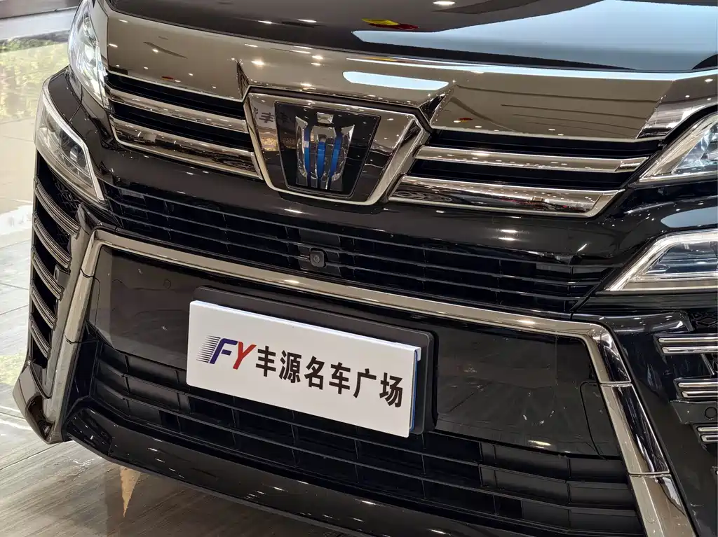 Toyota Vellfire 2022 — фото 21