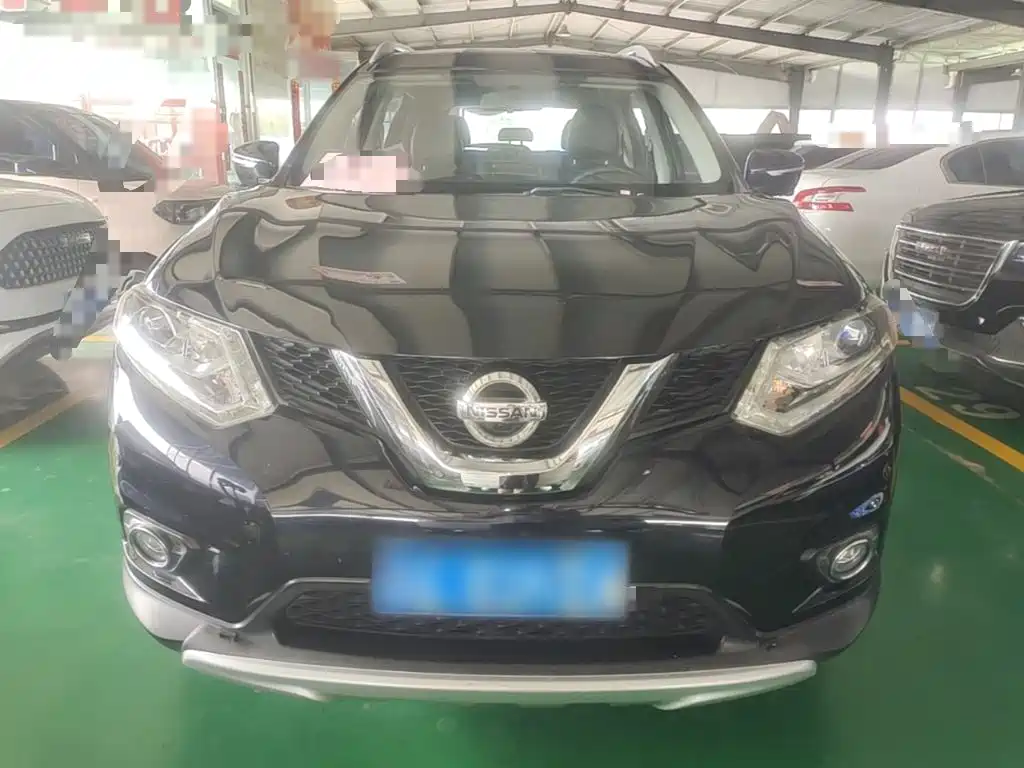 Nissan X-Trail 2015