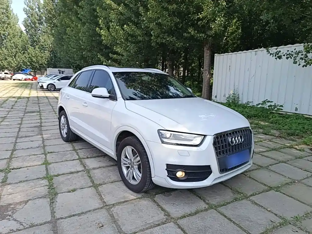 Audi Q3 2014