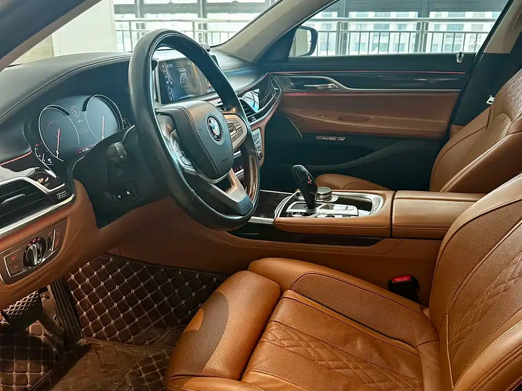 BMW 7 Series 2016 — фото 17