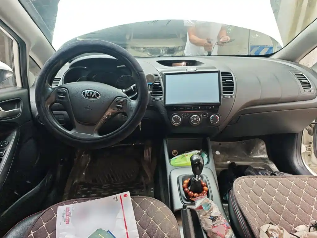 Kia K3 2015 — фото 10