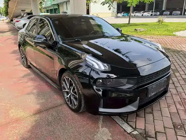Lynk & Co 03 2019