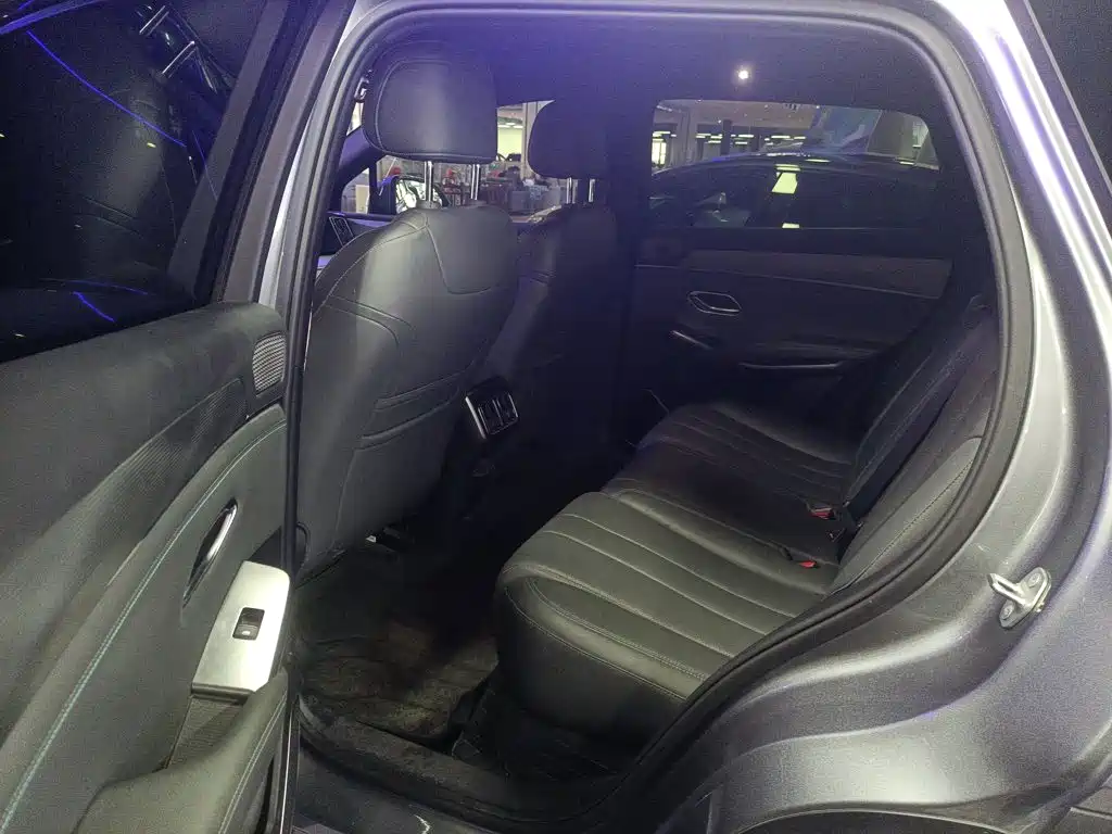 BYD L DM-i 2025 — фото 17