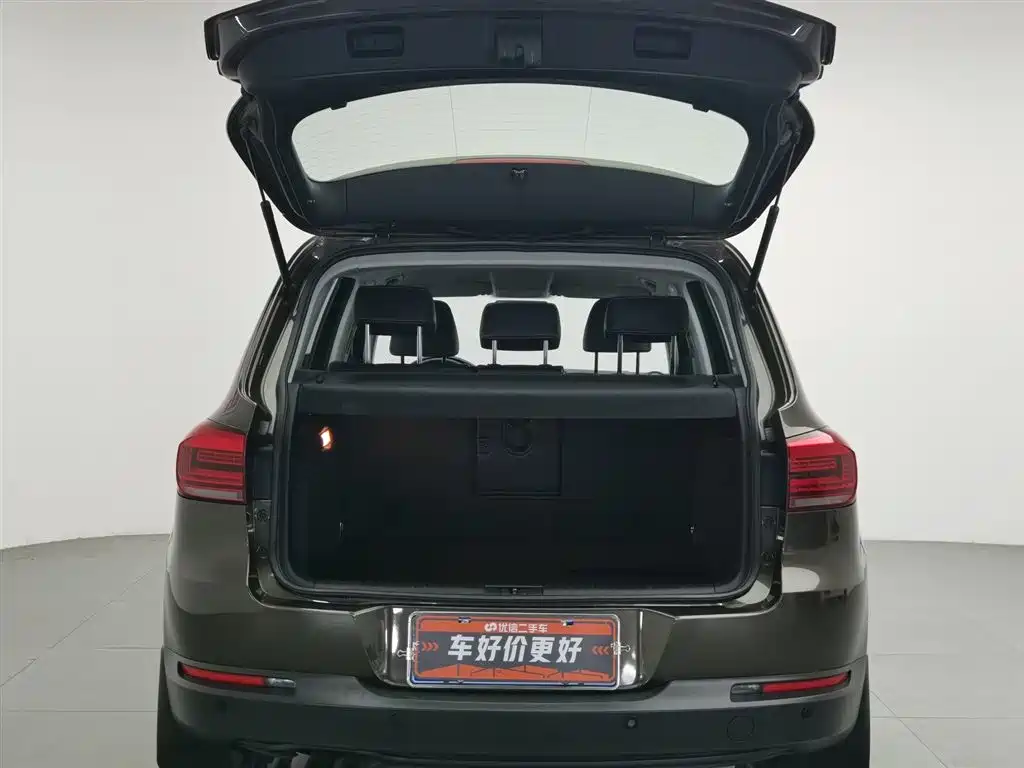 Volkswagen Tiguan 2019 — фото 16