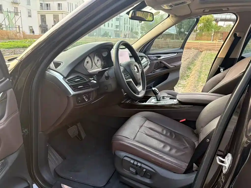 BMW X5 2014 — фото 10