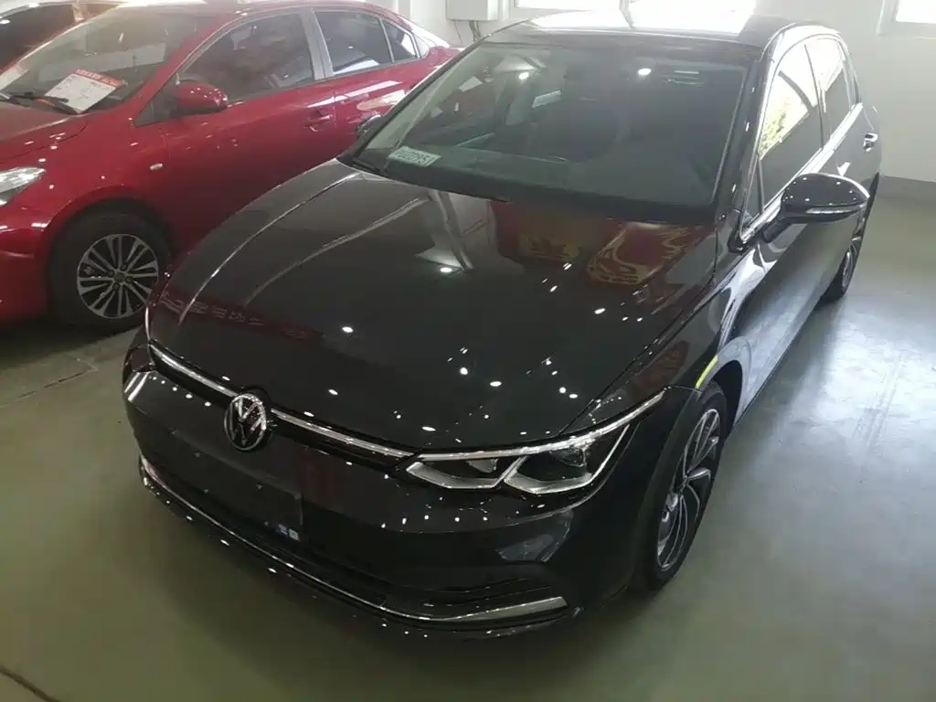 Volkswagen Golf 2024
