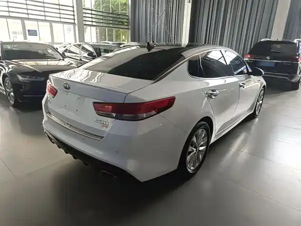 Kia K5 2016