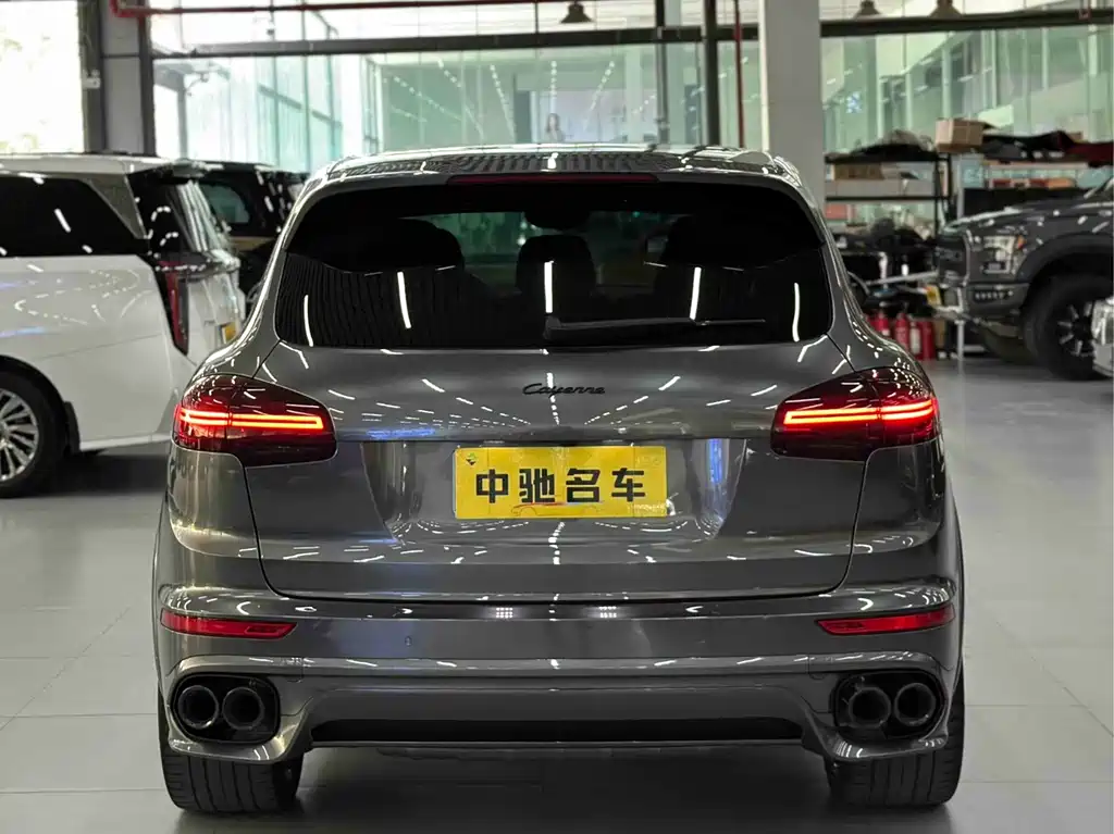 Porsche Cayenne 2016 — фото 6