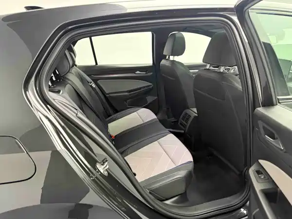 Volkswagen Golf 2026