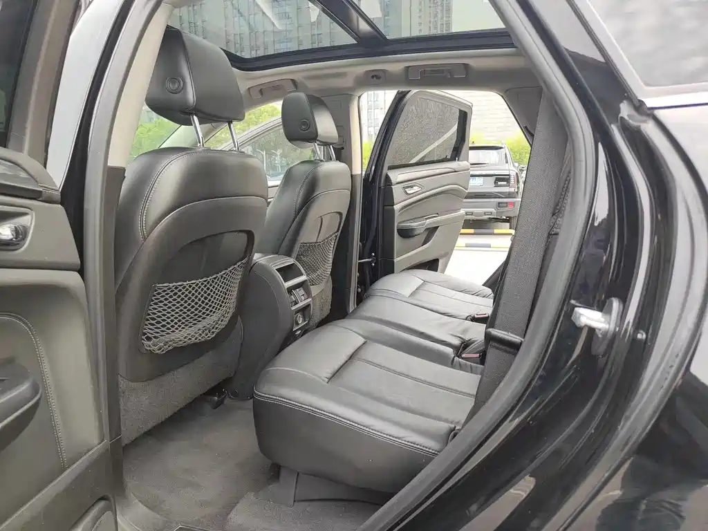 Cadillac SRX 2014 — фото 12