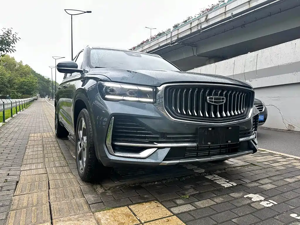 Geely Xingyue L 2023 — фото 3