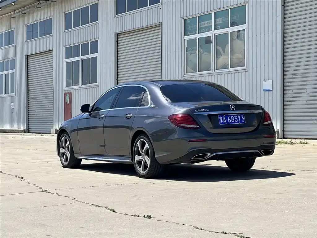 Mercedes-Benz E-Class 2018 — фото 6
