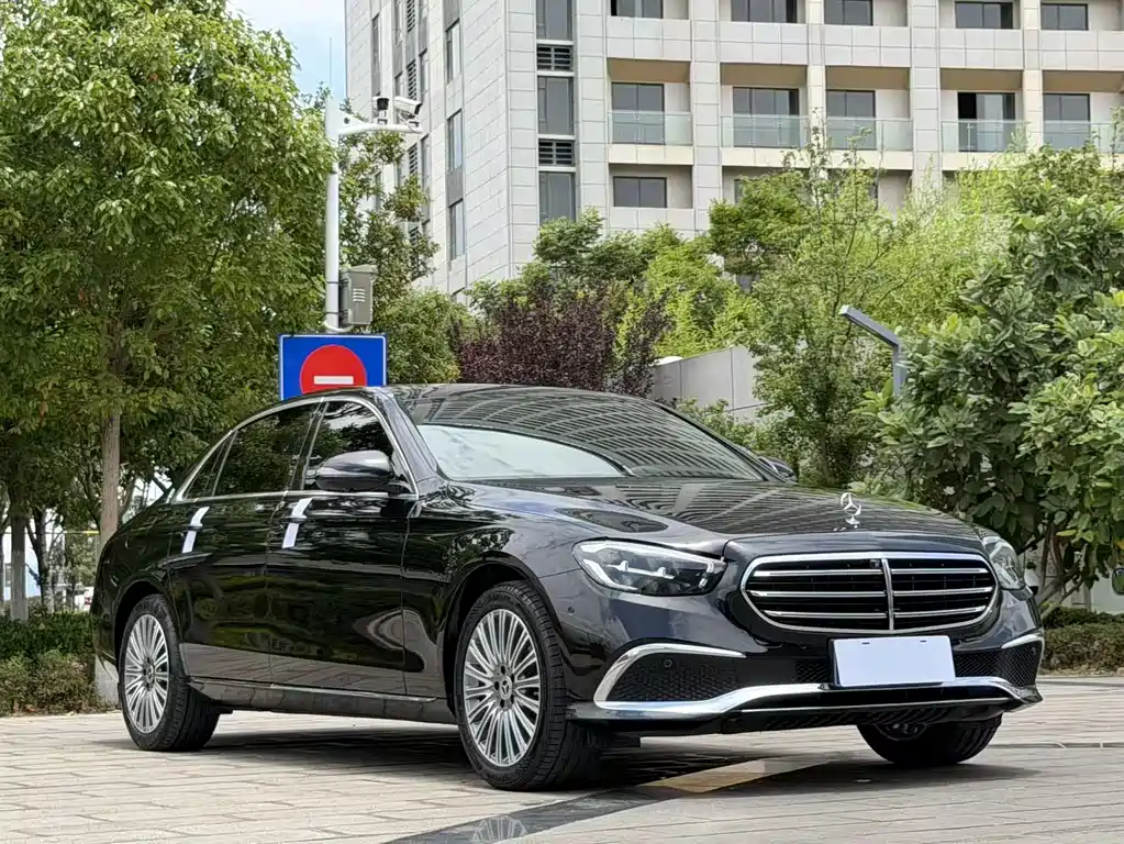 Mercedes-Benz E-Class 2020 — фото 3
