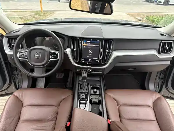 Volvo XC60 2020