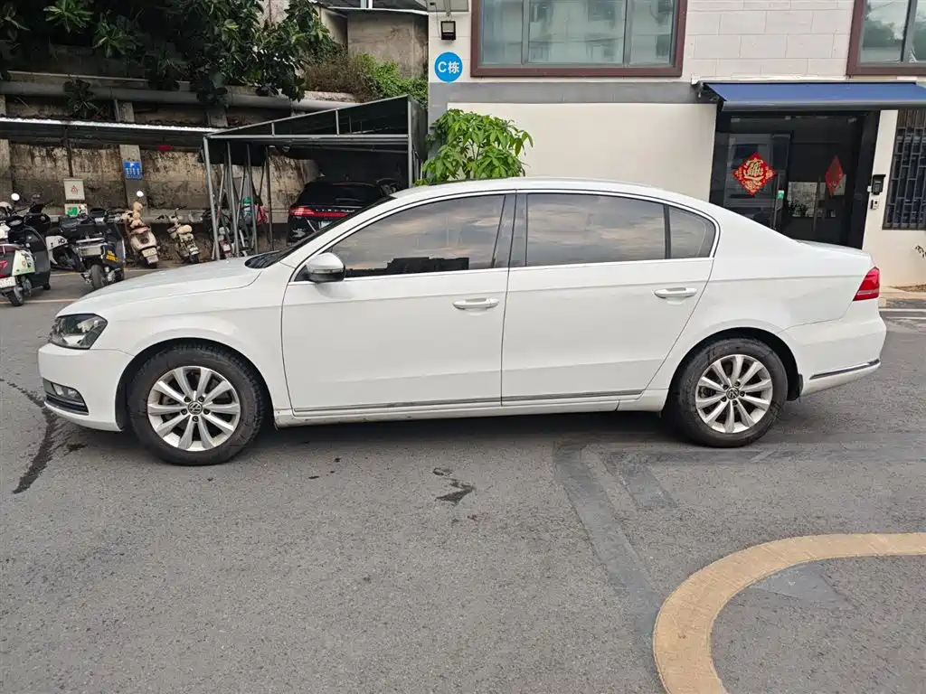 Volkswagen Magotan 2014