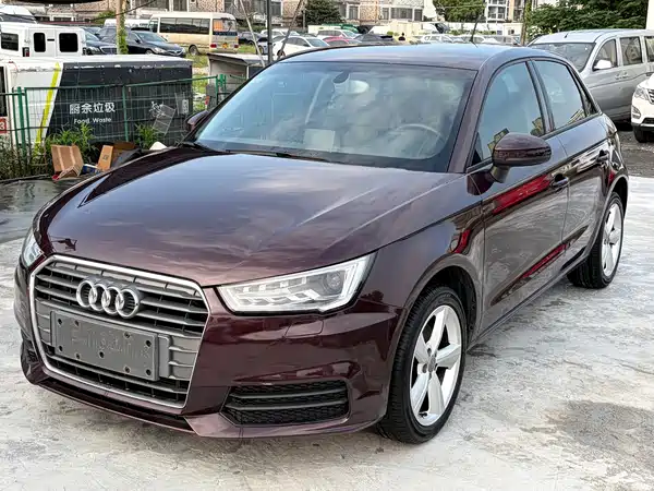 Audi A1 2016