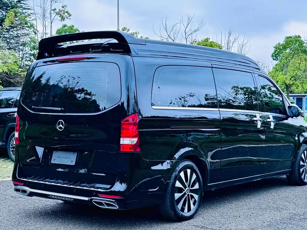Mercedes-Benz Vito 2023 — фото 6