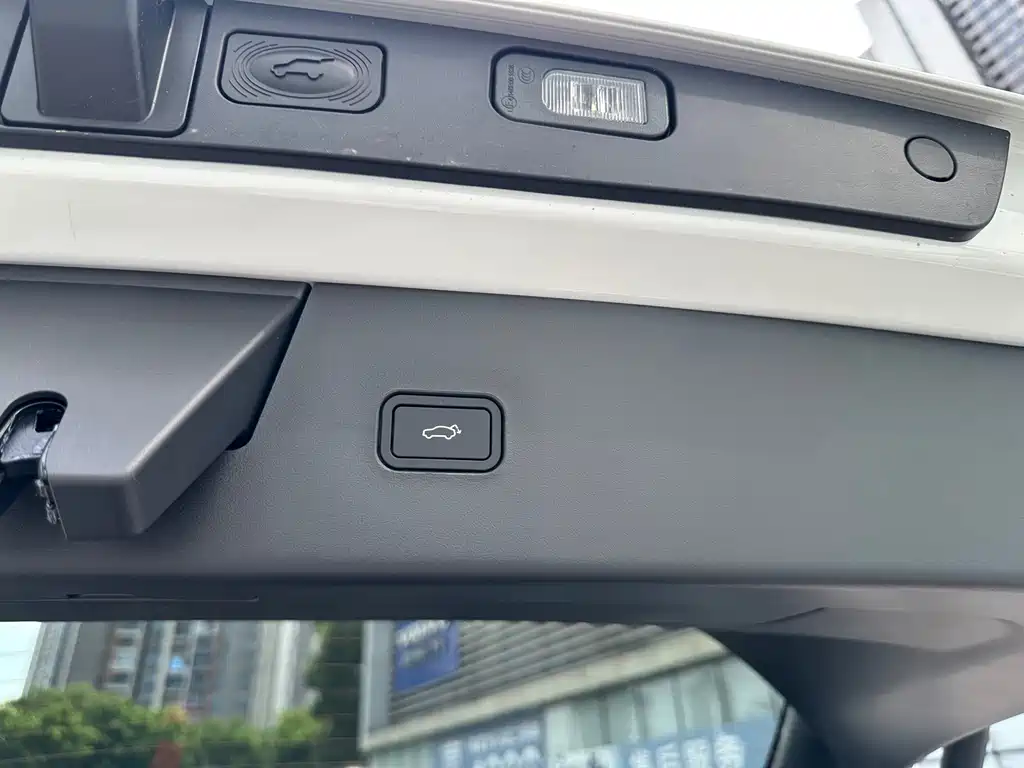 Volvo XC70 PHEV 2026 — фото 17