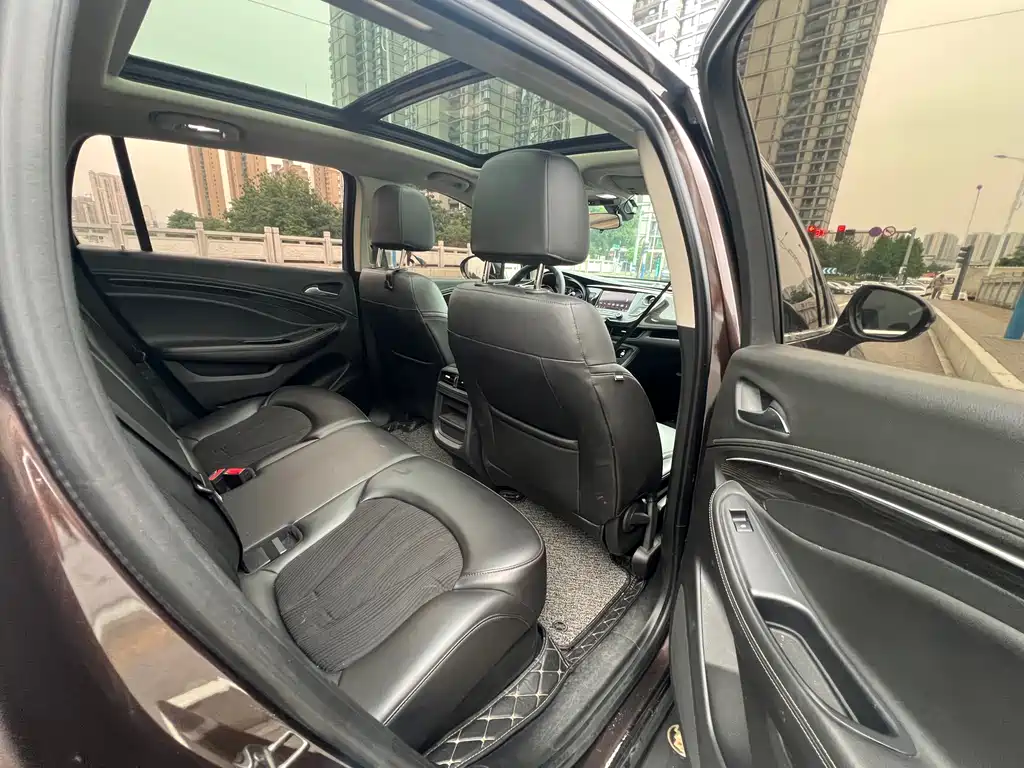 Buick Envision Plus 2020 — фото 8