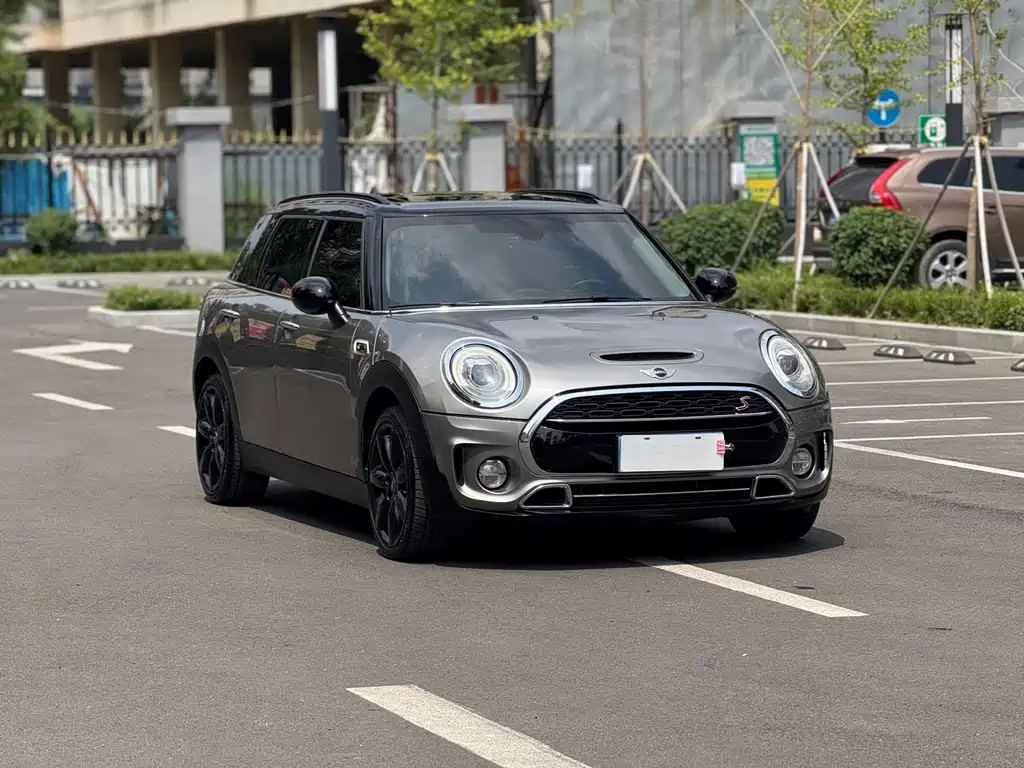 MINI Clubman 2016