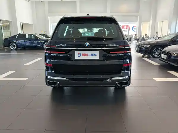 BMW X7 2024