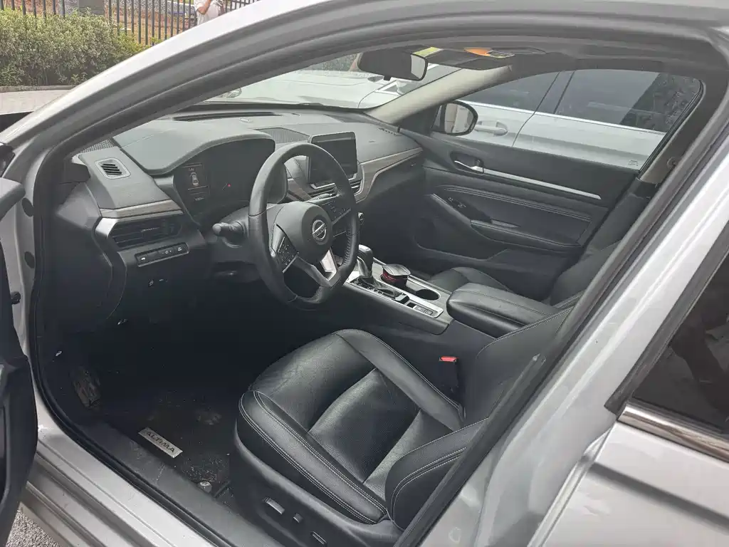 Nissan Teana 2021