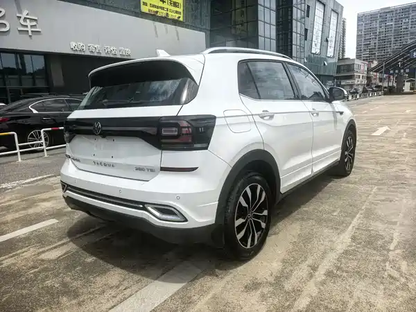 Volkswagen Tacqua 2021