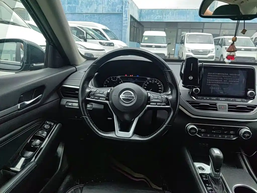 Nissan Teana 2020 — фото 11