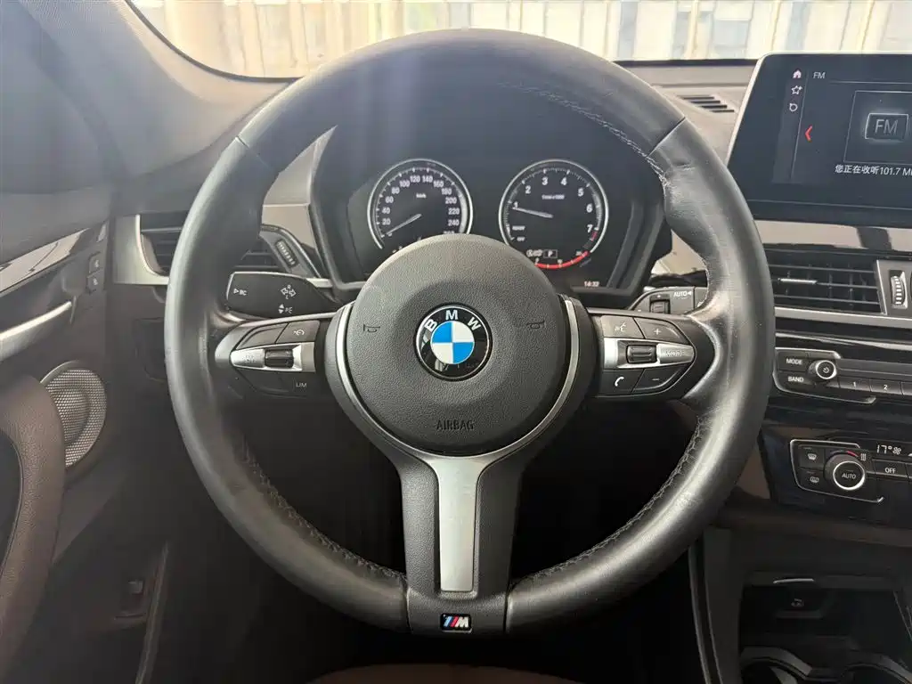 BMW X1 2023 — фото 17