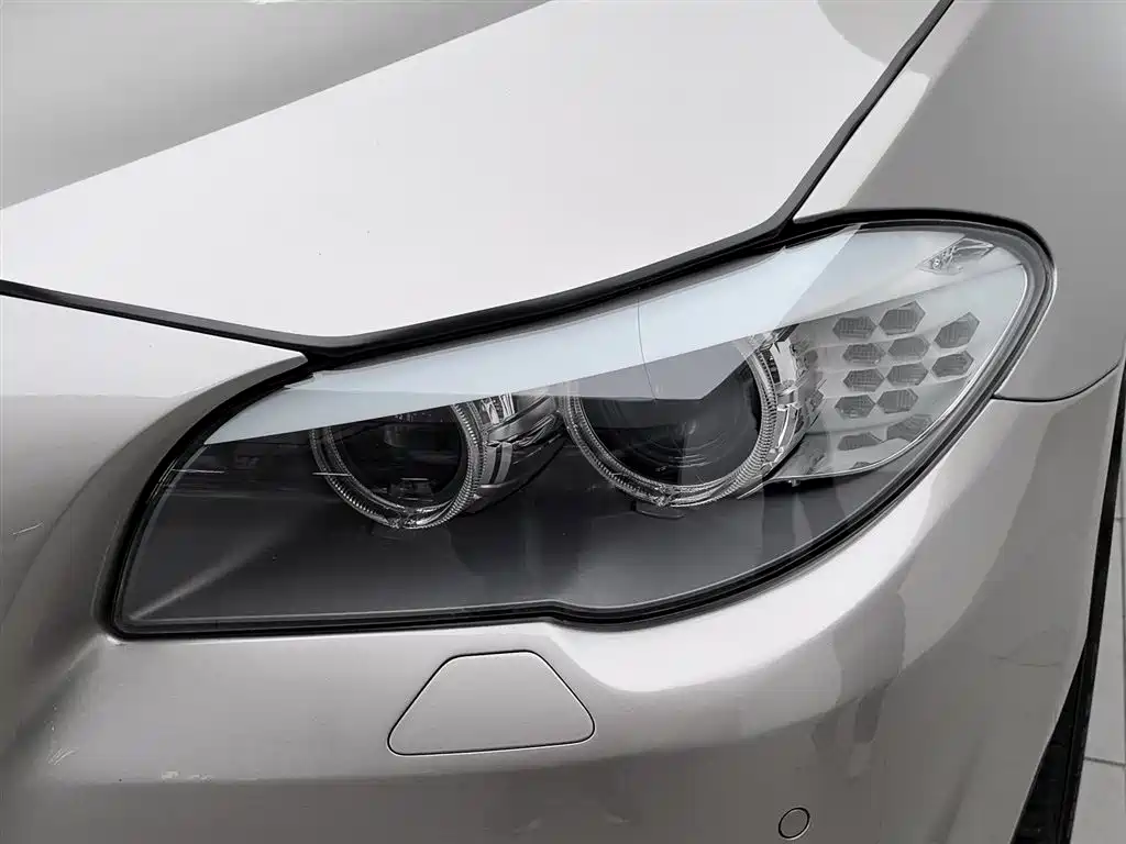 BMW 5 Series 2013 — фото 7