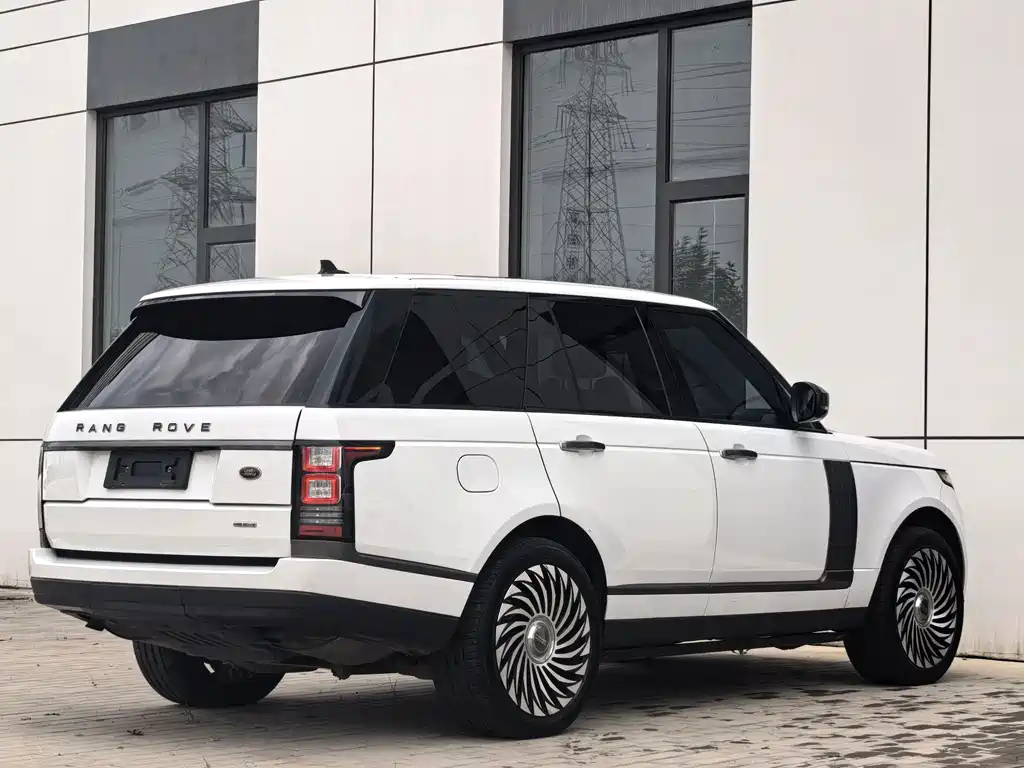 Land Rover Range Rover 2016 — фото 9