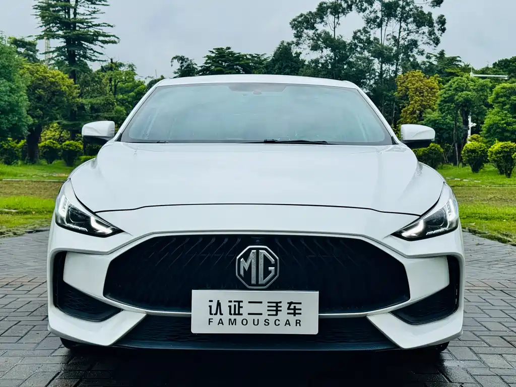 MG MG5 2021