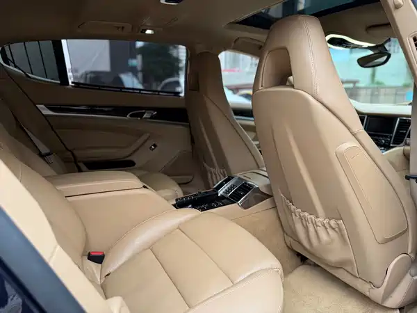 Porsche Panamera 2014