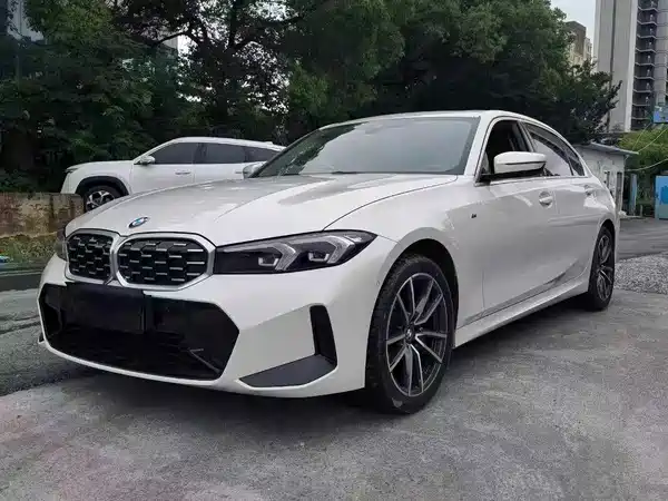 BMW 3 Series 2023