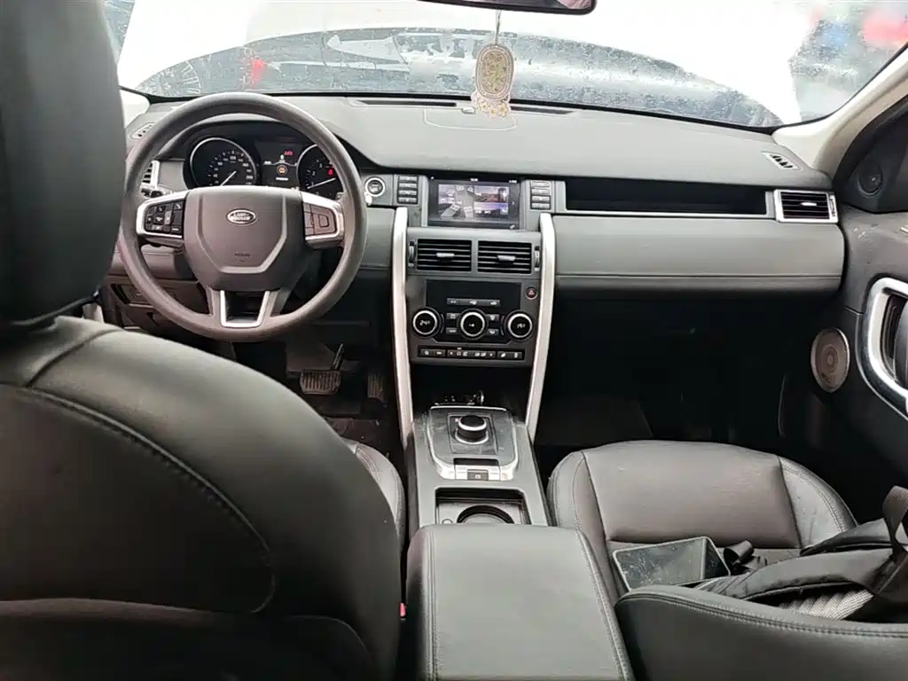Land Rover Discovery Sport 2018 — фото 9