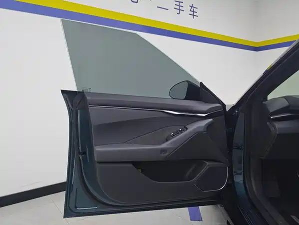 XPeng P7 2025