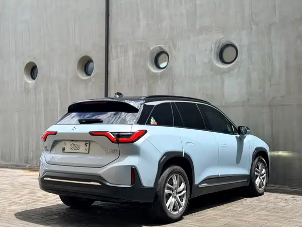 NIO ES6 2021