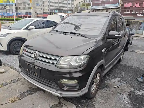 Dongfeng Scenery 370 2016