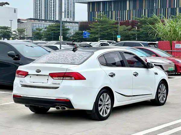 Kia K4 2015