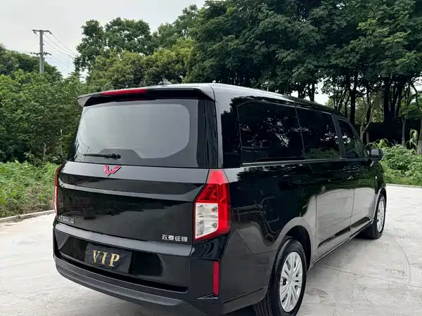 Wuling Journey 2022