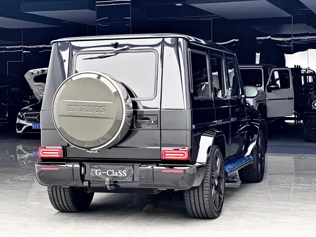 Mercedes-Benz G-Class AMG 2017 — фото 15