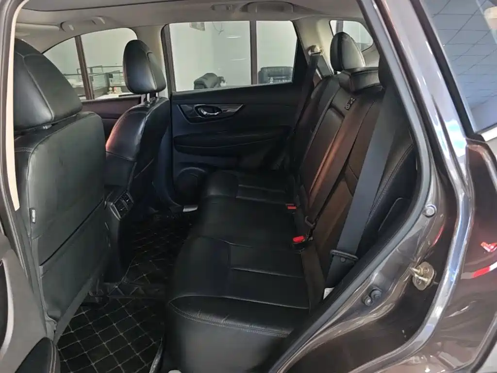 Nissan X-Trail 2017 — фото 17