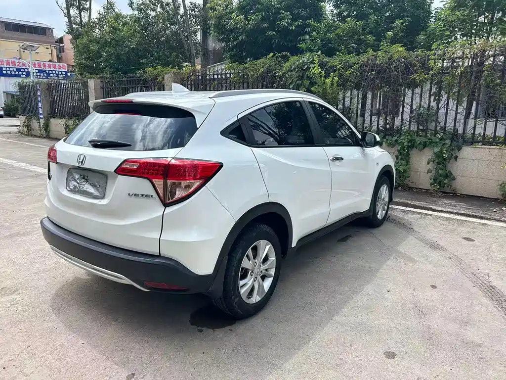 Honda Vezel 2015 — фото 9