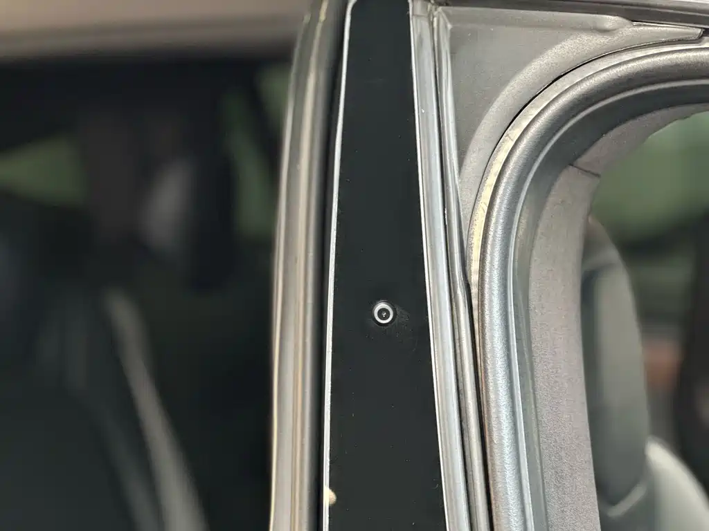 Tesla Model X 2019 — фото 11