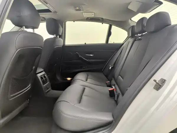 BMW 3 Series 2016