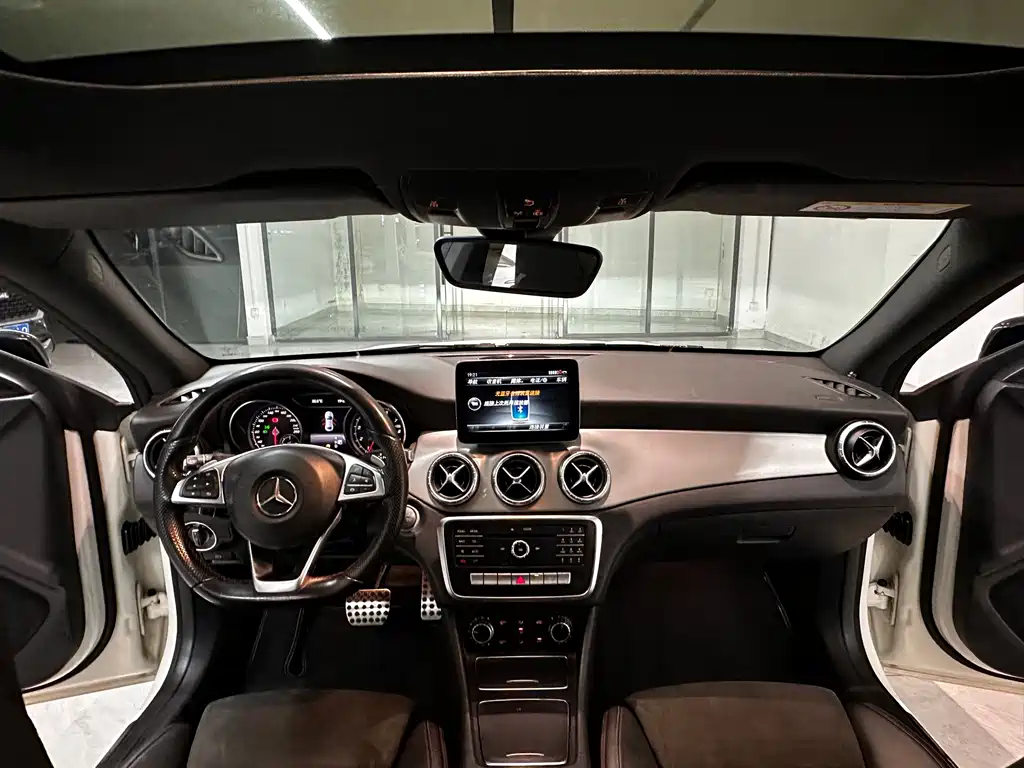 Mercedes-Benz CLA 2017 — фото 9