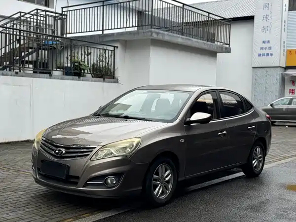 Hyundai Yuedong 2011