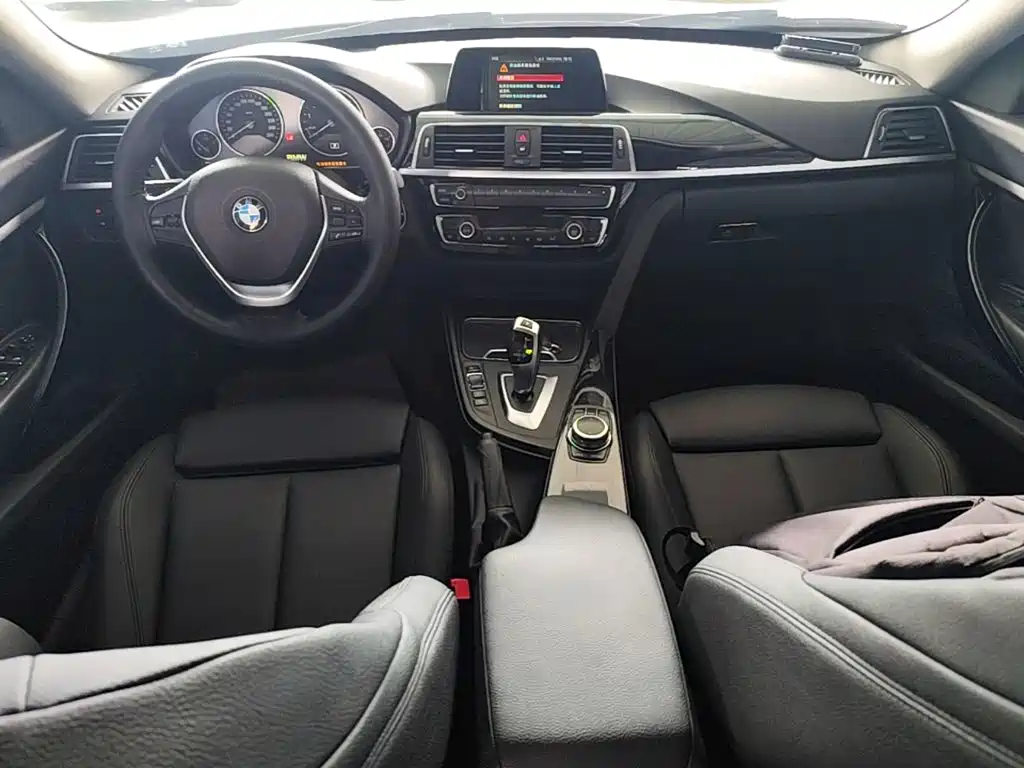 BMW 3 Series GT 2018 — фото 10