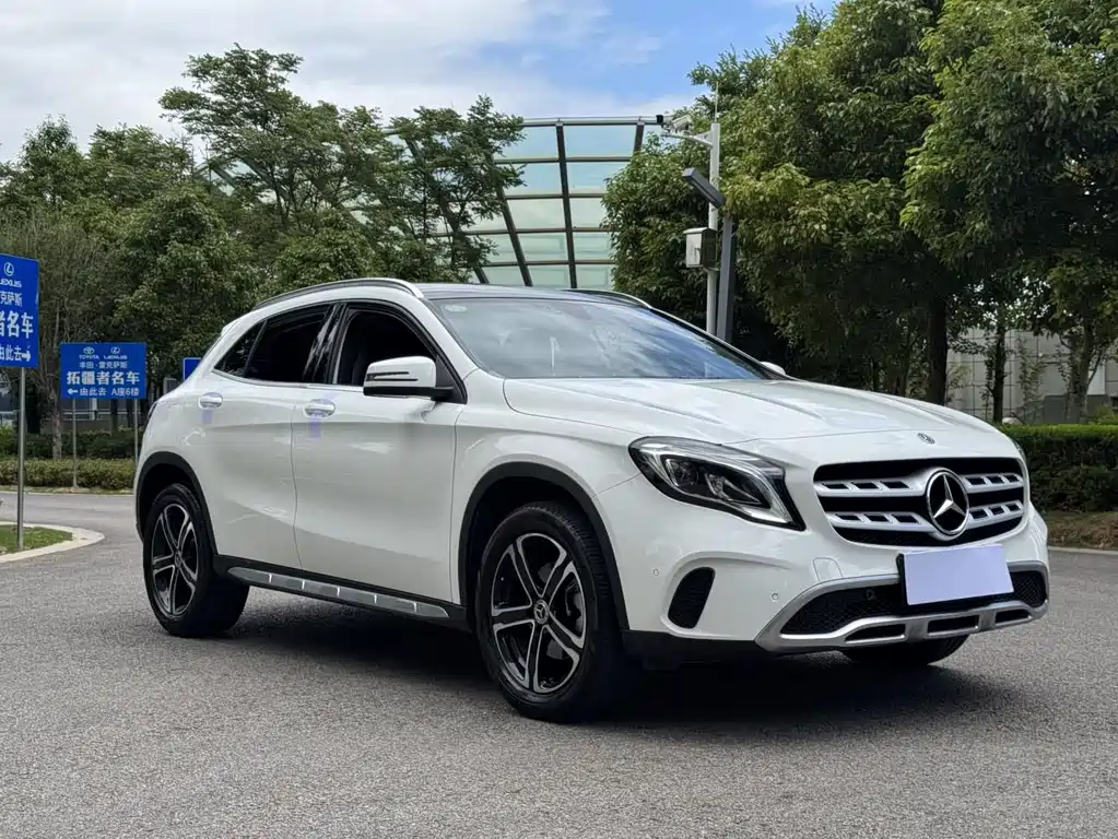 Mercedes-Benz GLA 2018