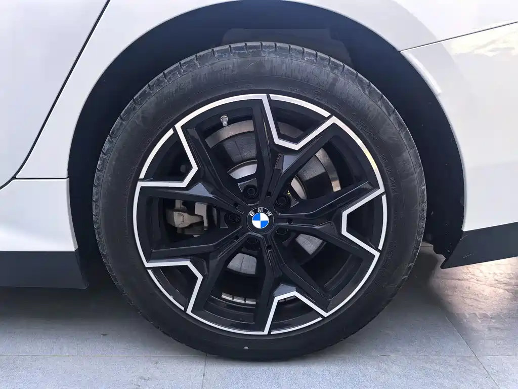 BMW i3 2025 — фото 7